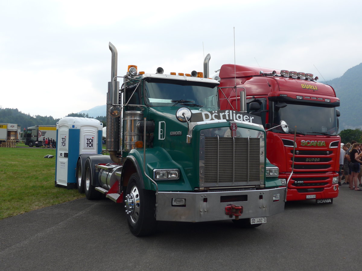 (181'456) - D�rfliger, Egerkingen - SO 402 U - Kenworth am 24. Juni 2017 in Interlaken, Flugplatz