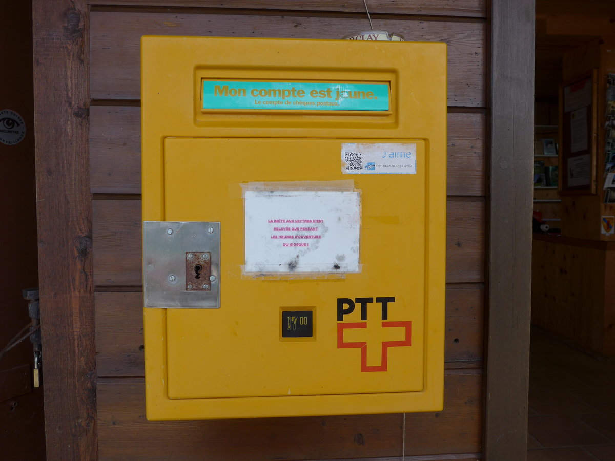 (181'561) - �lterer PTT-Briefkasten am 25. Juni 2017 im Milit�rmuseum von Vallorbe
