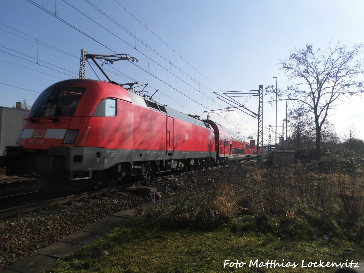 182 008 unterwegs nach Leipzig-Connewitz und lsst Delitzsch hinter sich am 12.2.16
