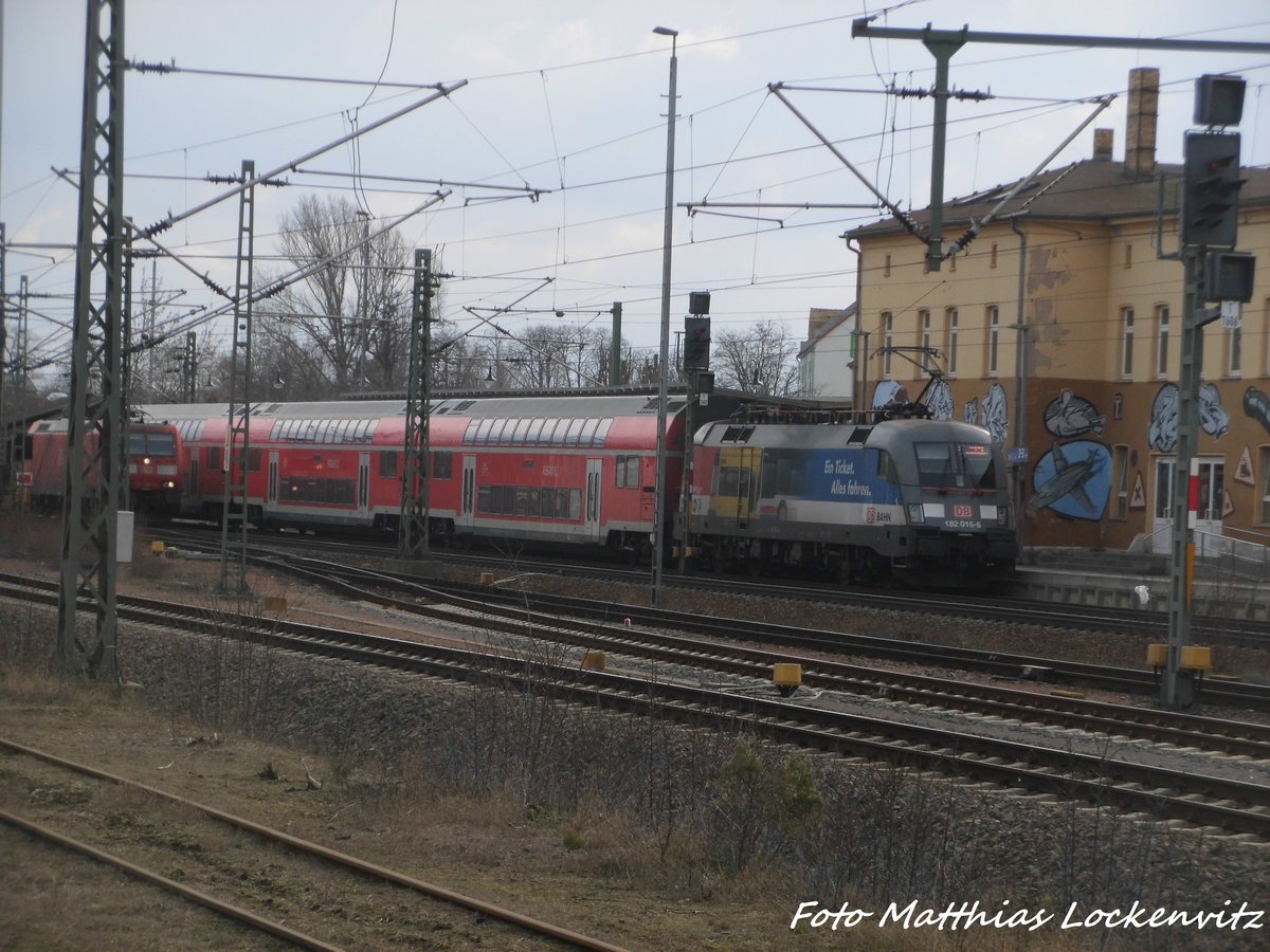 182 016 verlsst Delitzsch unt Bf in Richtung Leipzig-Connewitz am 3.3.16