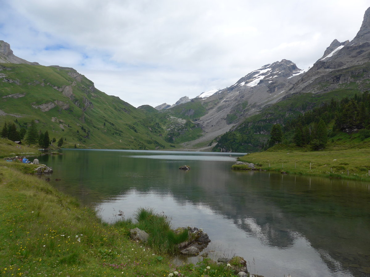 (182'111) - Am Engstlensee am 16. Juli 2017 auf der Engstlenalp