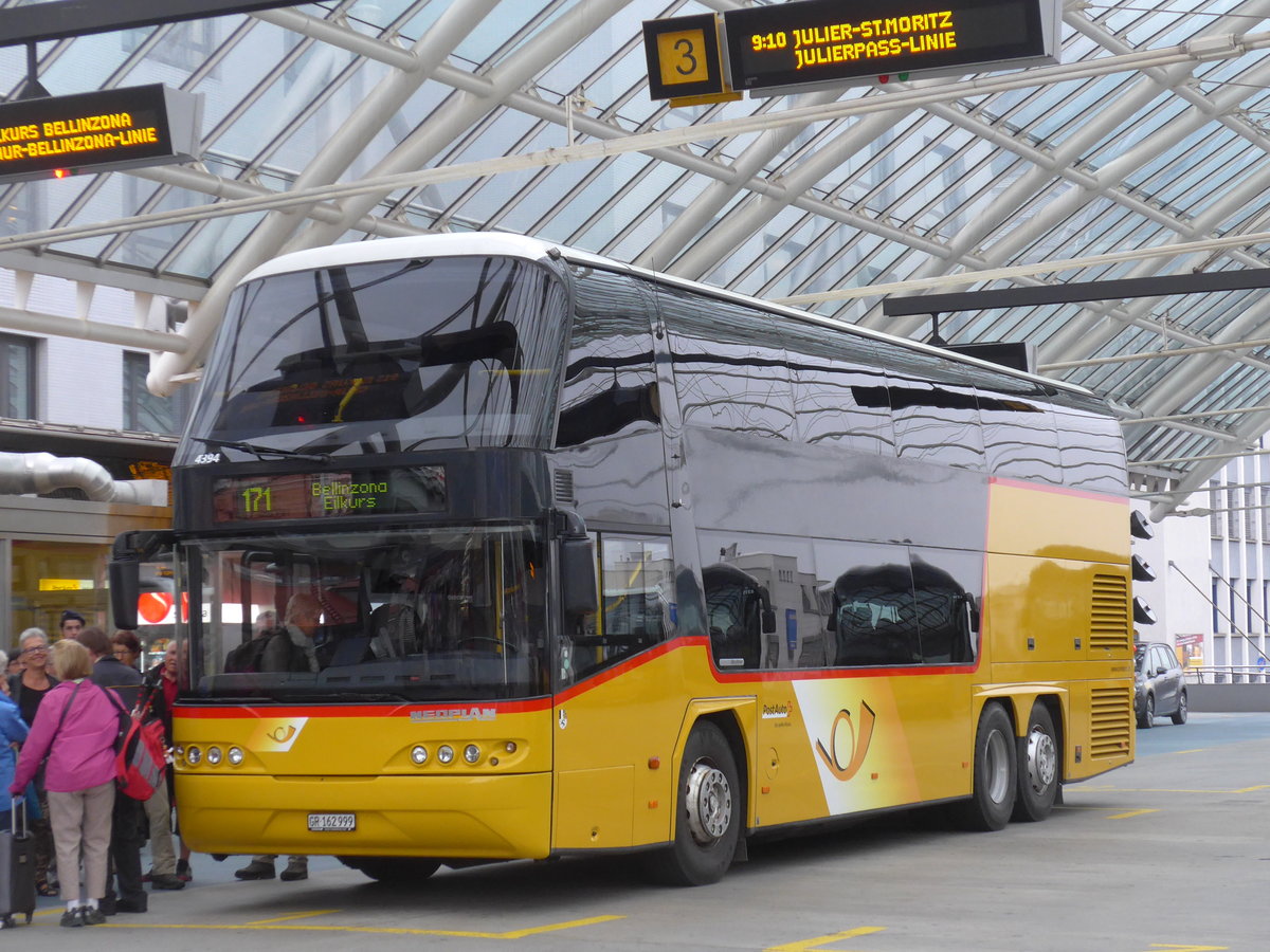 (182'232) - PostAuto Graubnden - GR 162'999 - Neoplan am 24. Juli 2017 in Chur, Postautostation