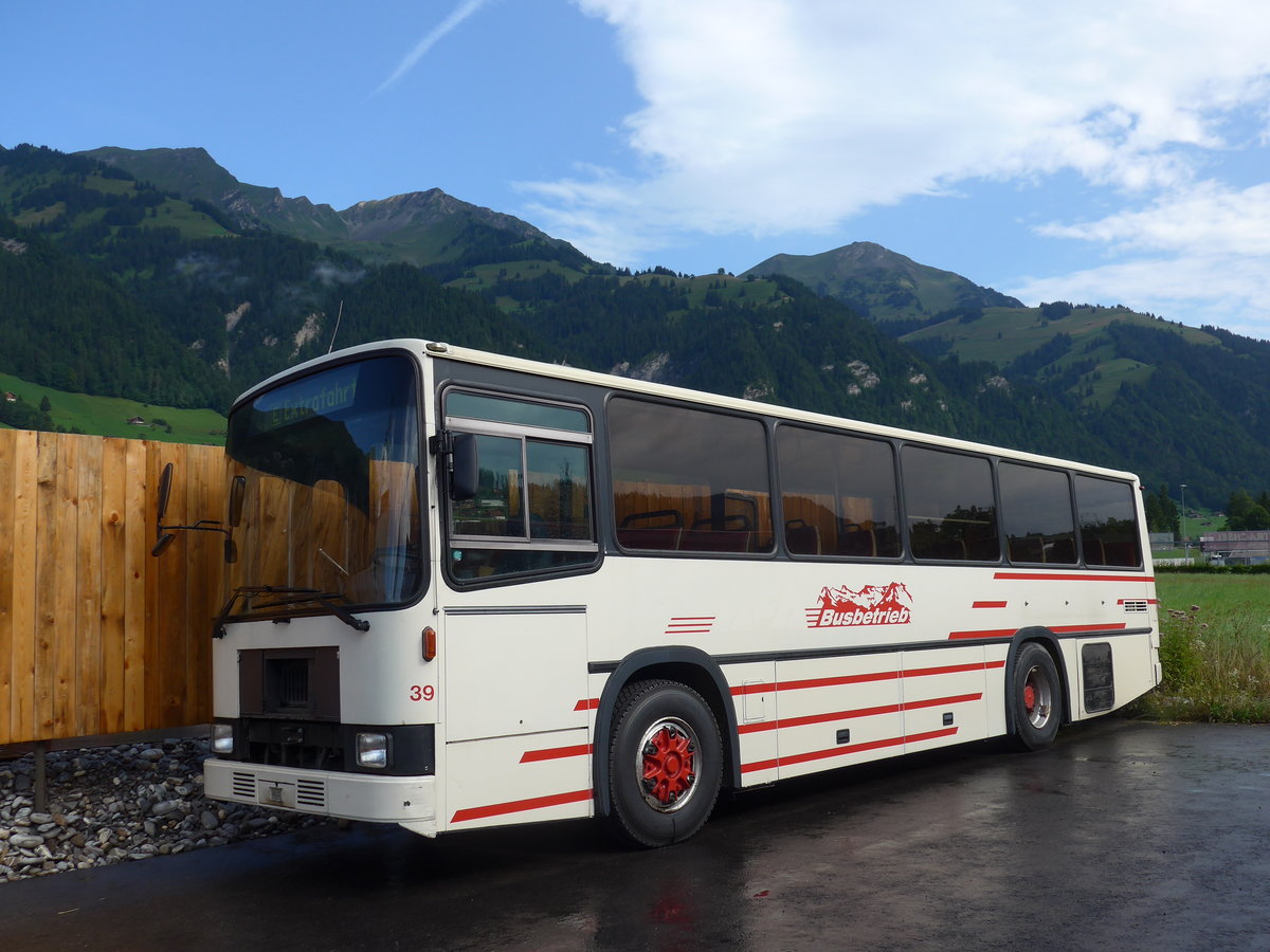 (182'433) - AFA Adelboden - Nr. 39 - NAW/R&J (ex Nr. 18; ex Autopostale, Mendrisio Nr. 38; ex Piotti, Balerna Nr. 38; ex AAGI Interlaken Nr. 38; ex Schmocker, Beatenberg  Nr. 3) am 31. Juli 2017 in Frutigen, Garage