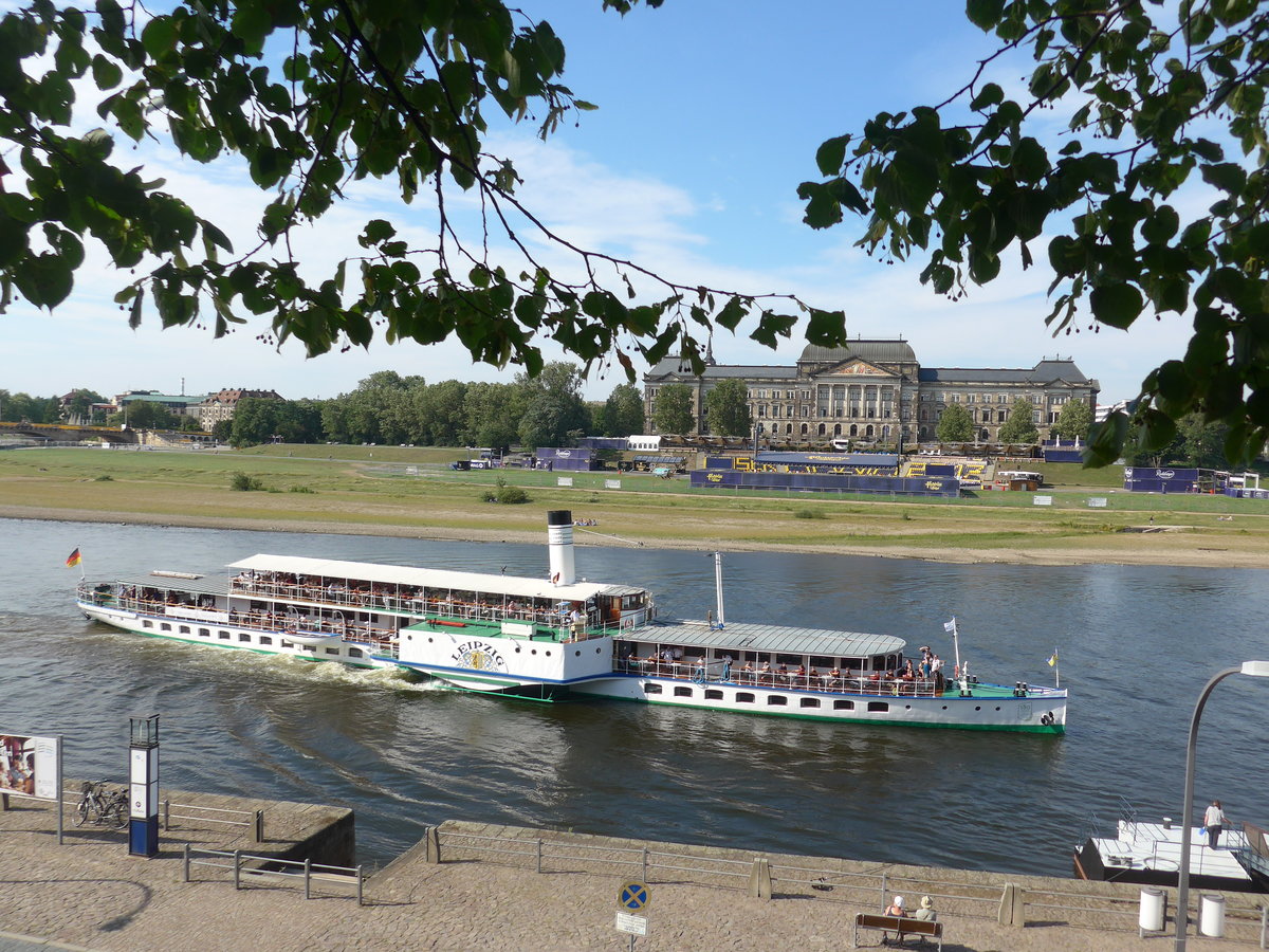 (182'986) - Dampfschiff Leipzig am 8. August 2017 auf der Elbe in Dresden