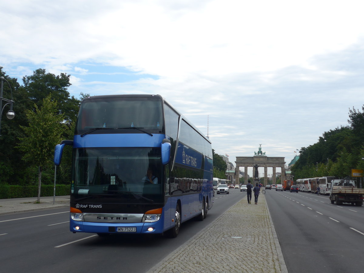 (183'284) - Aus Polen; Raf Trans, Warszawa - WN 7522J - Setra am 10. August 2017 in Berlin, Brandenburger Tor