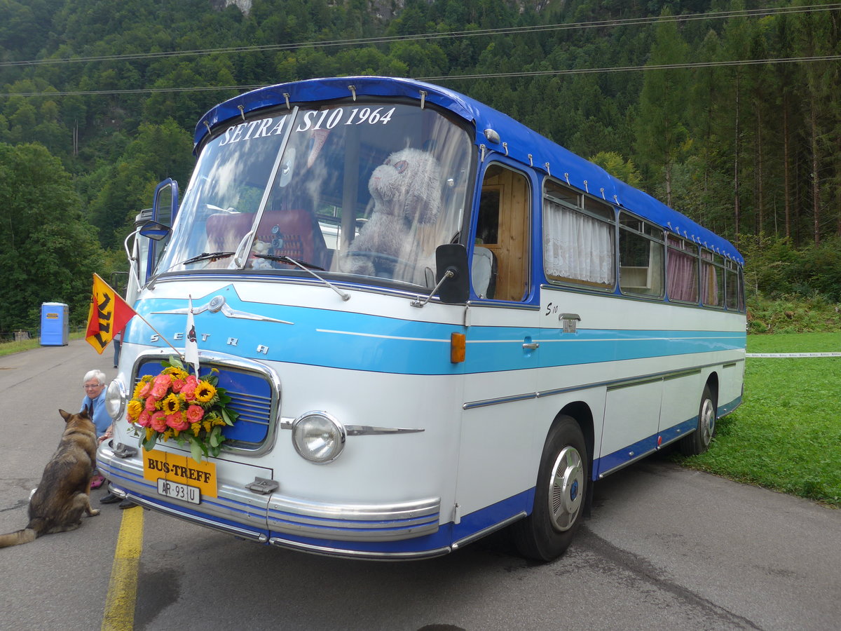 (183'600) - Niederer, Grub - AR 93 U - Setra am 19. August 2017 in Unterbach, Rollfeld