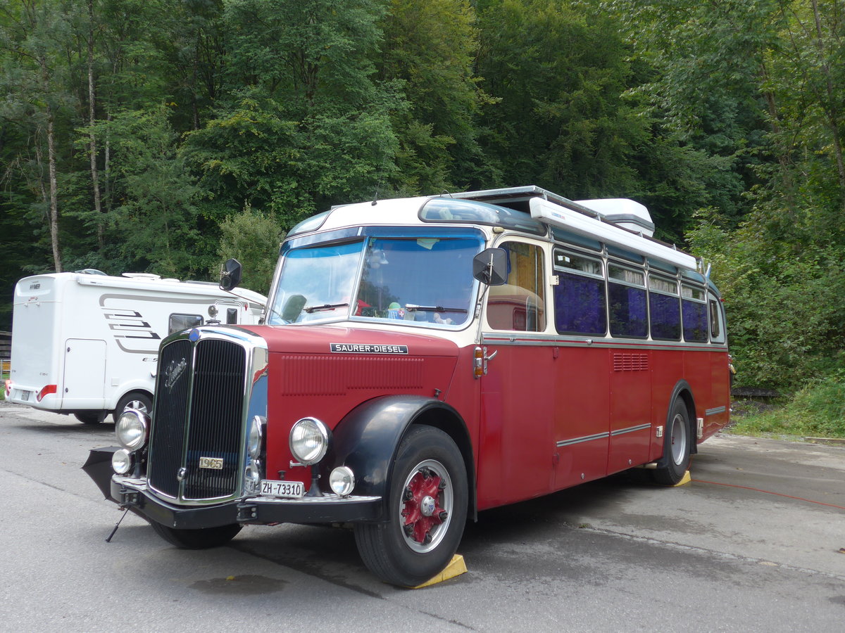 (183'606) - Morger, Horgenberg - ZH 73'310 - Saurer/Tscher (ex P 23'167; ex Casper, Lenzerheide) am 19. August 2017 in Unterbach, Rollfeld