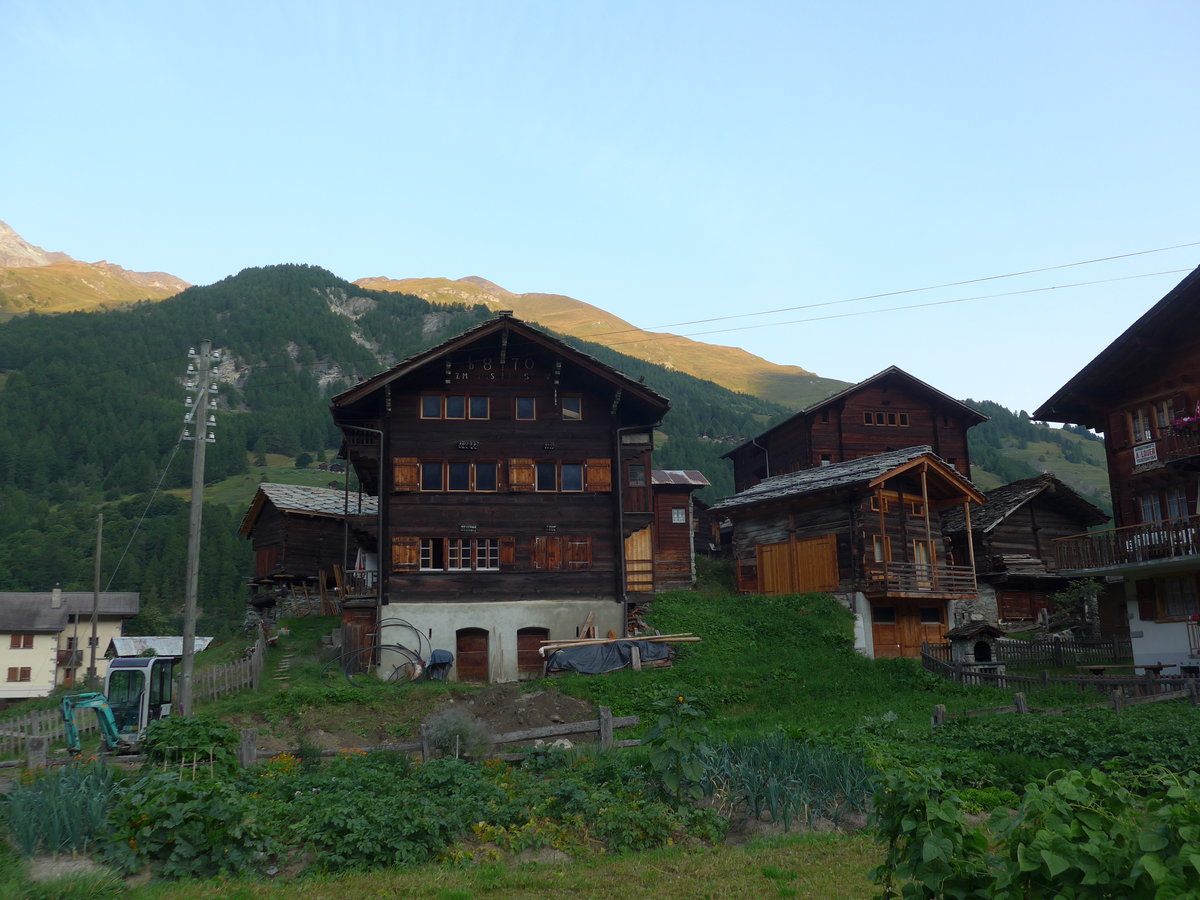 (184'103) - Dorfpartie am 25. August 2017 in Les Haud�res