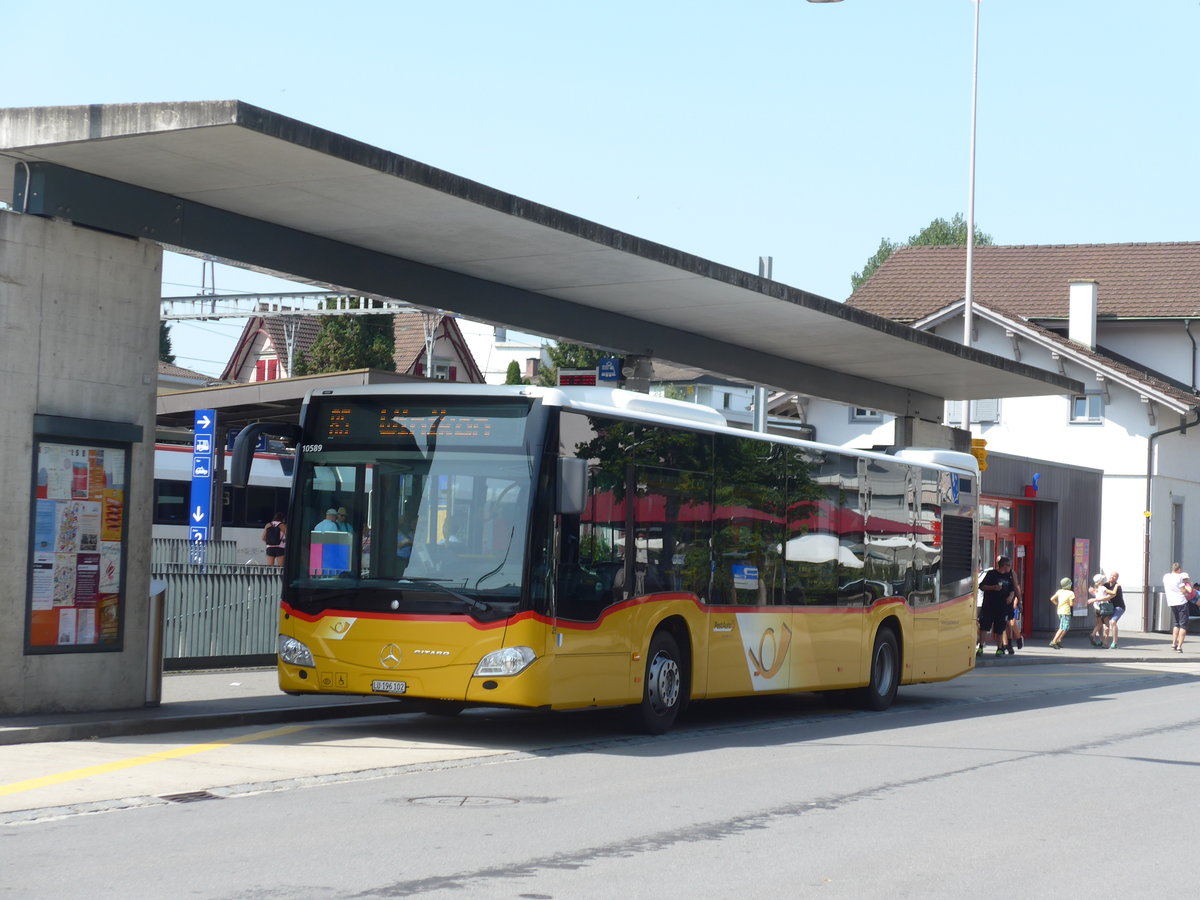 (184'487) - Hfliger, Sursee - Nr. 29/LU 196'102 - Mercedes am 26. August 2017 beim Bahnhof Sursee