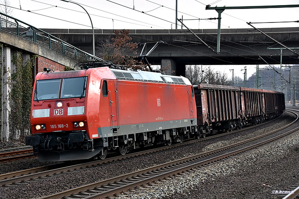 185 168-2 fuhr mit einen güterzug durch hh-harburg,01.03.16