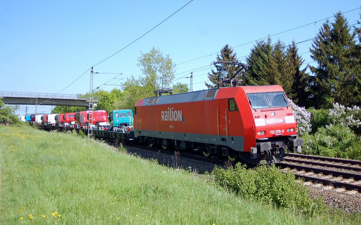 185 237-5 mit Iveco Zugmaschinen aus Italien in Neu-Ulm Pfuhl am 07.05.2009.