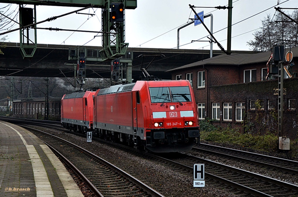 185 247-4 fuhr lz mit einer schwesterlok durch hh-harburg,05.12.14