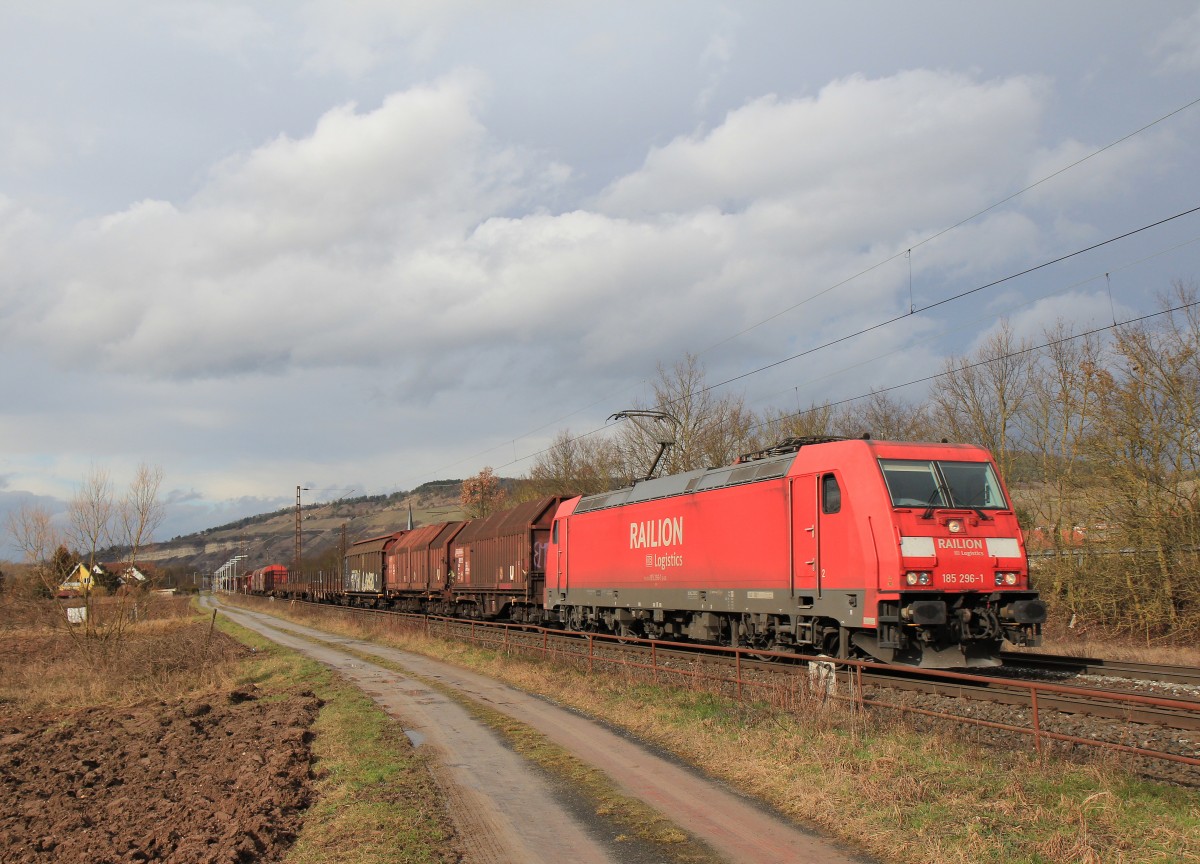 185 296-1 am 20. Februar 2014 im jetzt wieder sonnigen Maintal.