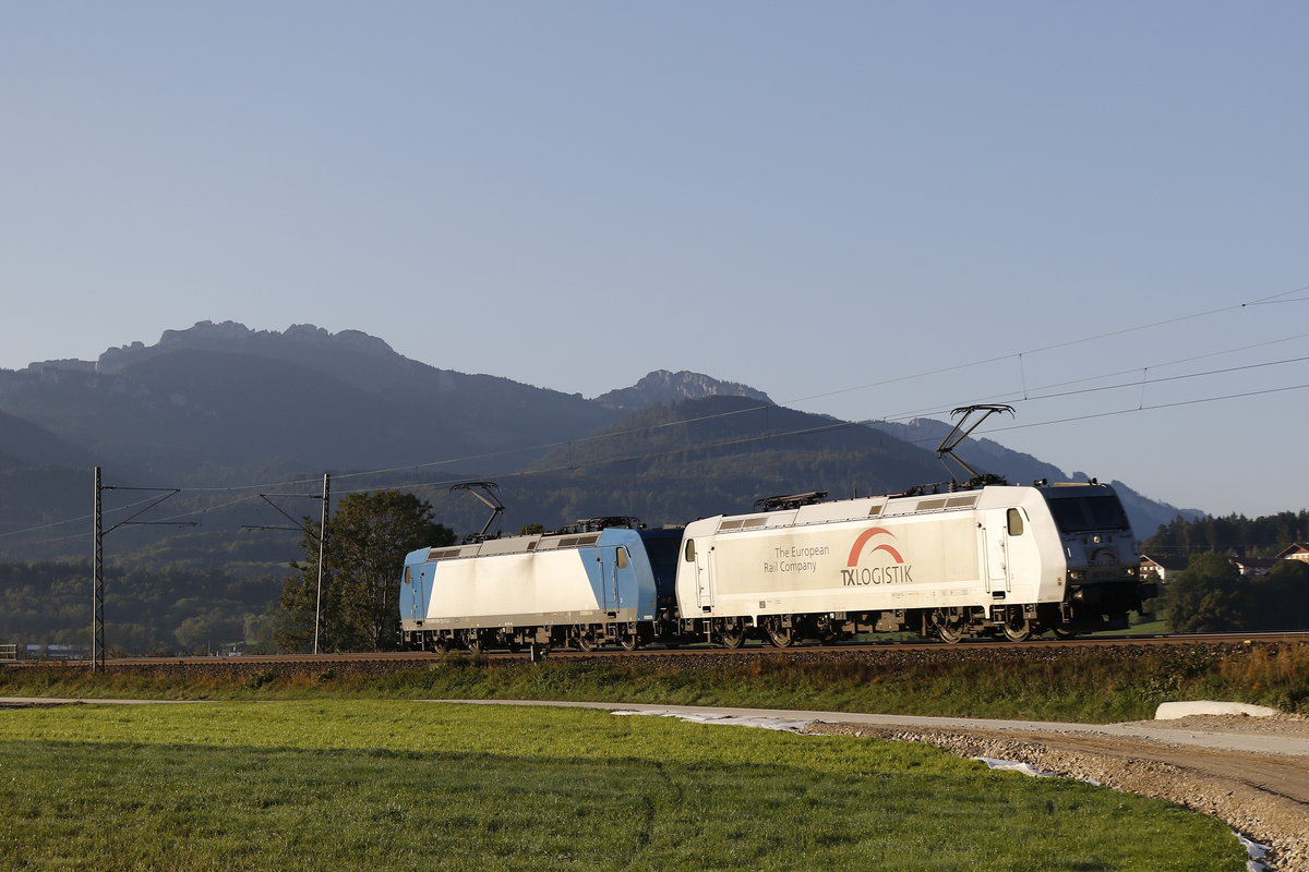 185 539 und 185 528 am 20. September 2018 bei Bernau.