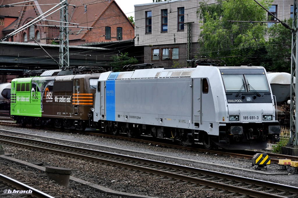 185 691-3 und 151 138-5 waren abgestellt in hh-harburg,21.07.18