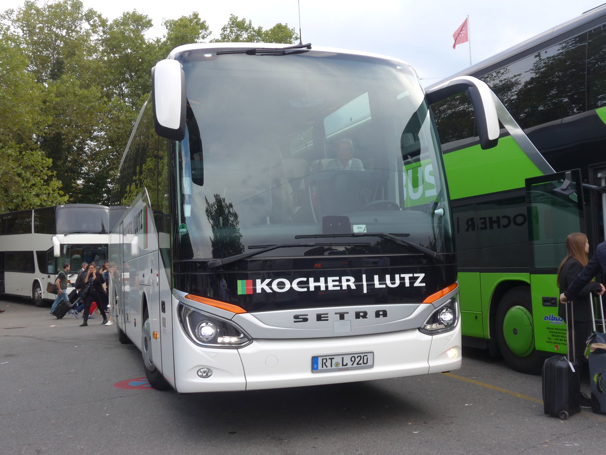 (185'065) - Aus Deutschland: Kocher-Lutz, Reutlingen - RT-L 920 - Setra am 16. September 2017 in Zrich, Sihlquai