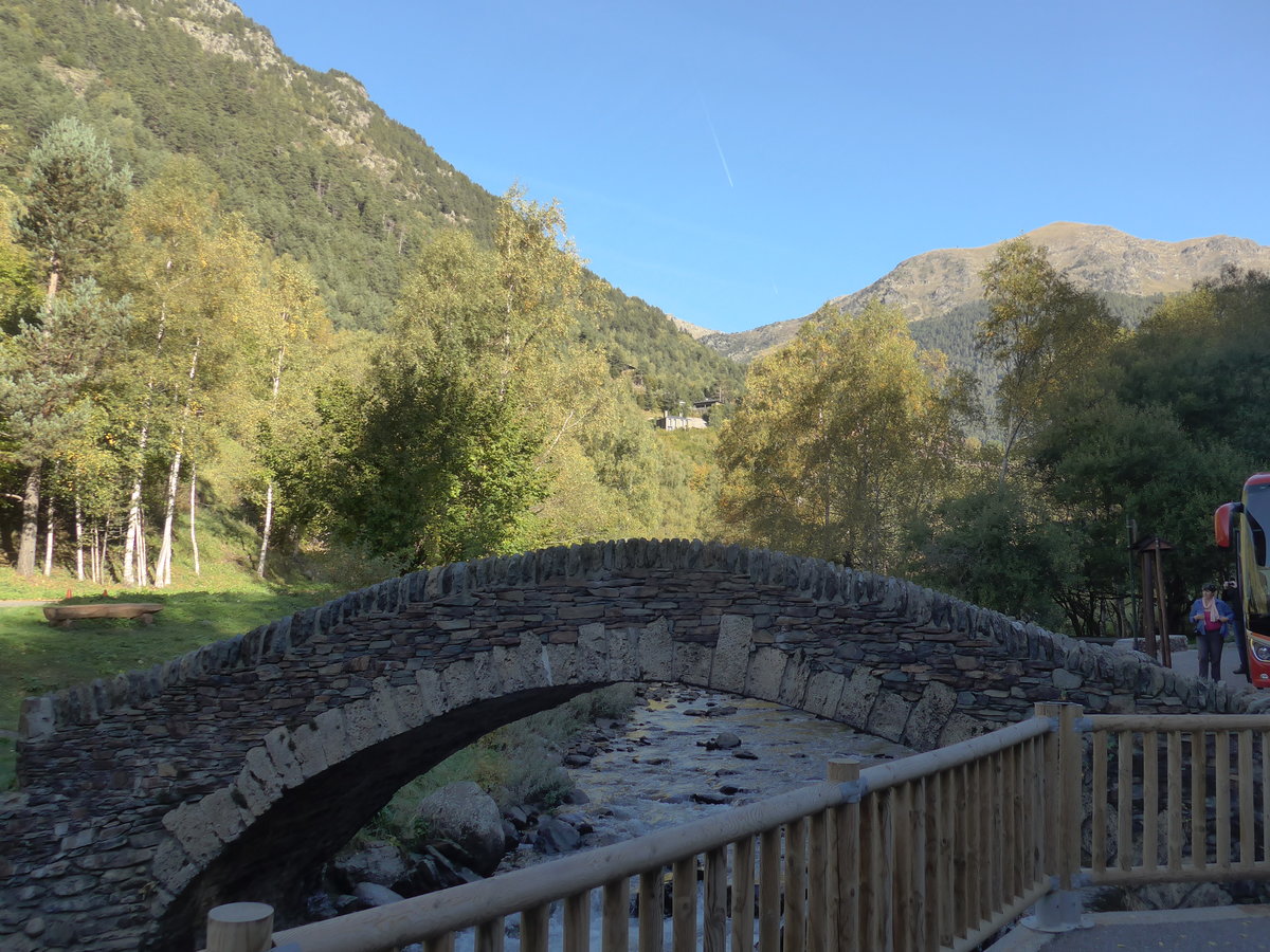 (185'314) - Pont d'Estarell am 27. September 2017 bei Llorts