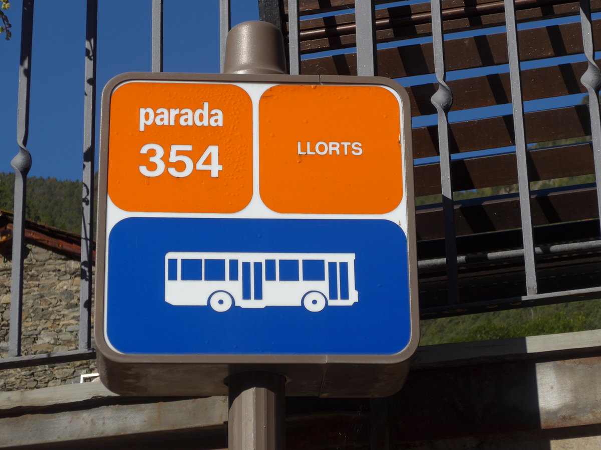 (185'333) - Bus-Haltestelle - Llorts - am 27. September 2017