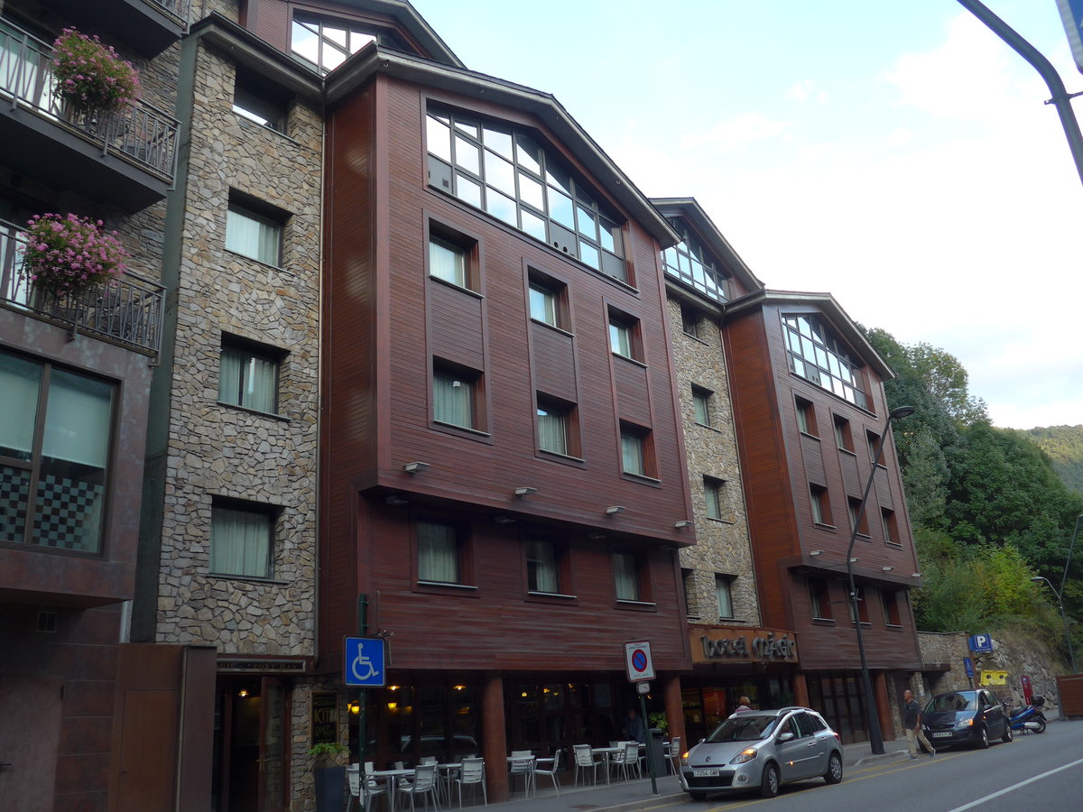 (185'446) - Hotel M�gic am 27. September 2017 in La Massana