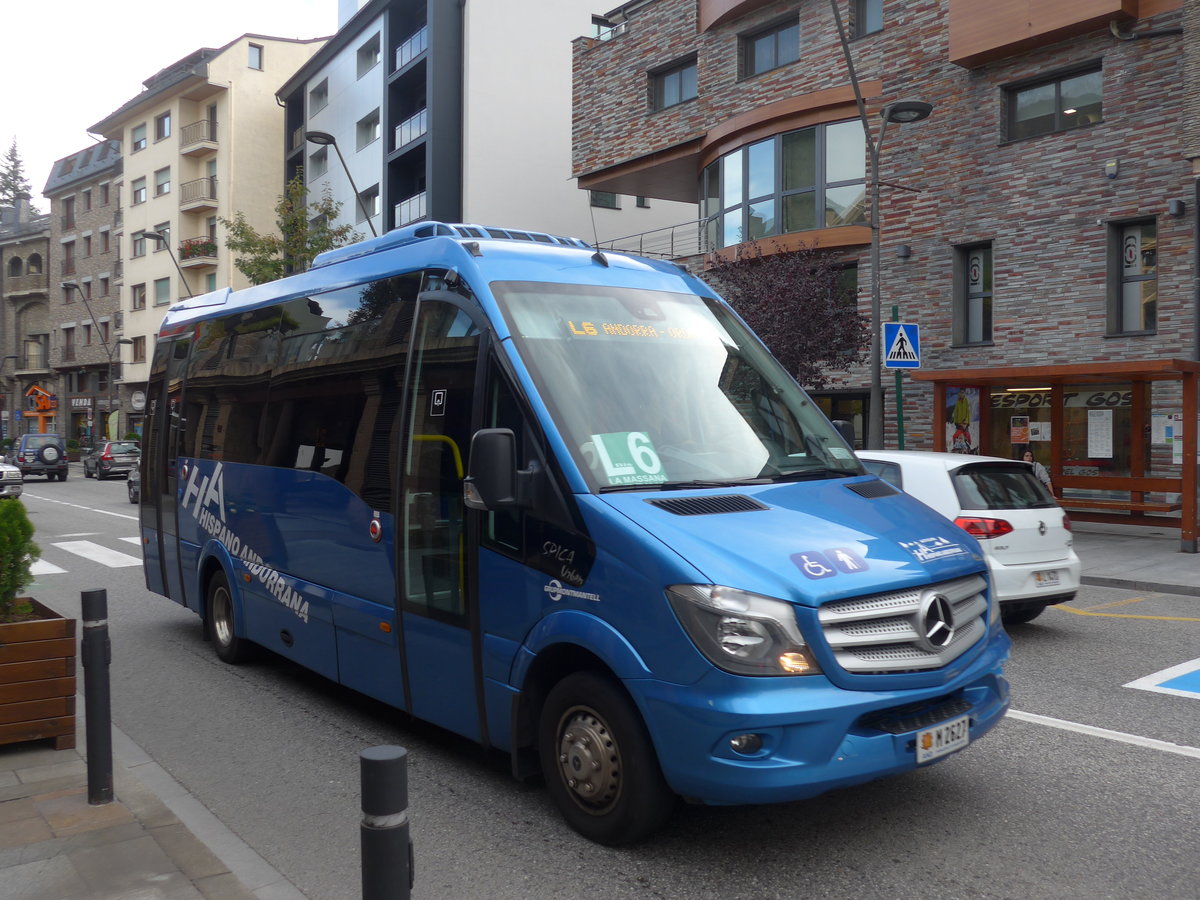 (185'568) - Hispano Andorrana, Andorra la Vella - M2627 - Mercedes am 28. September 2017 in La Massana, Les Entrades