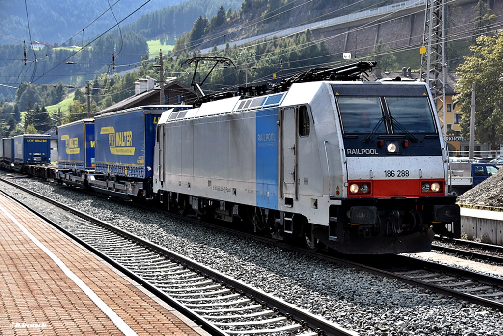 186 288,fuhr mit einen KLV durch matrei,27.09.16