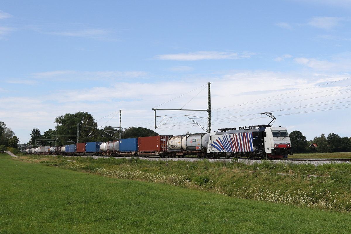 186 444 mit einem  KLV  am 9. Juli 2020 bei bersee.