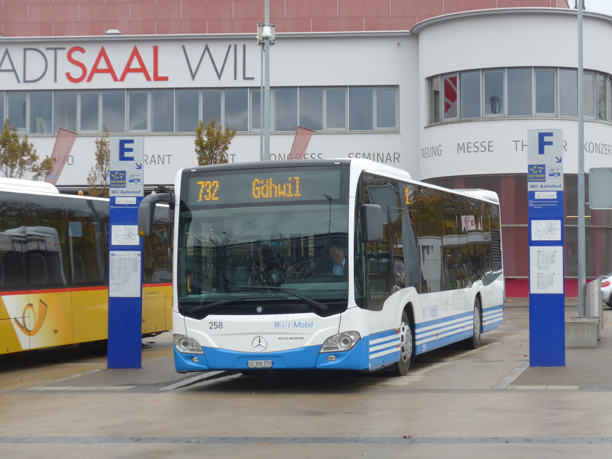 (186'145) - WilMobil, Wil - Nr. 258/SG 309'370 - Mercedes am 27. Oktober 2017 beim Bahnhof Wil