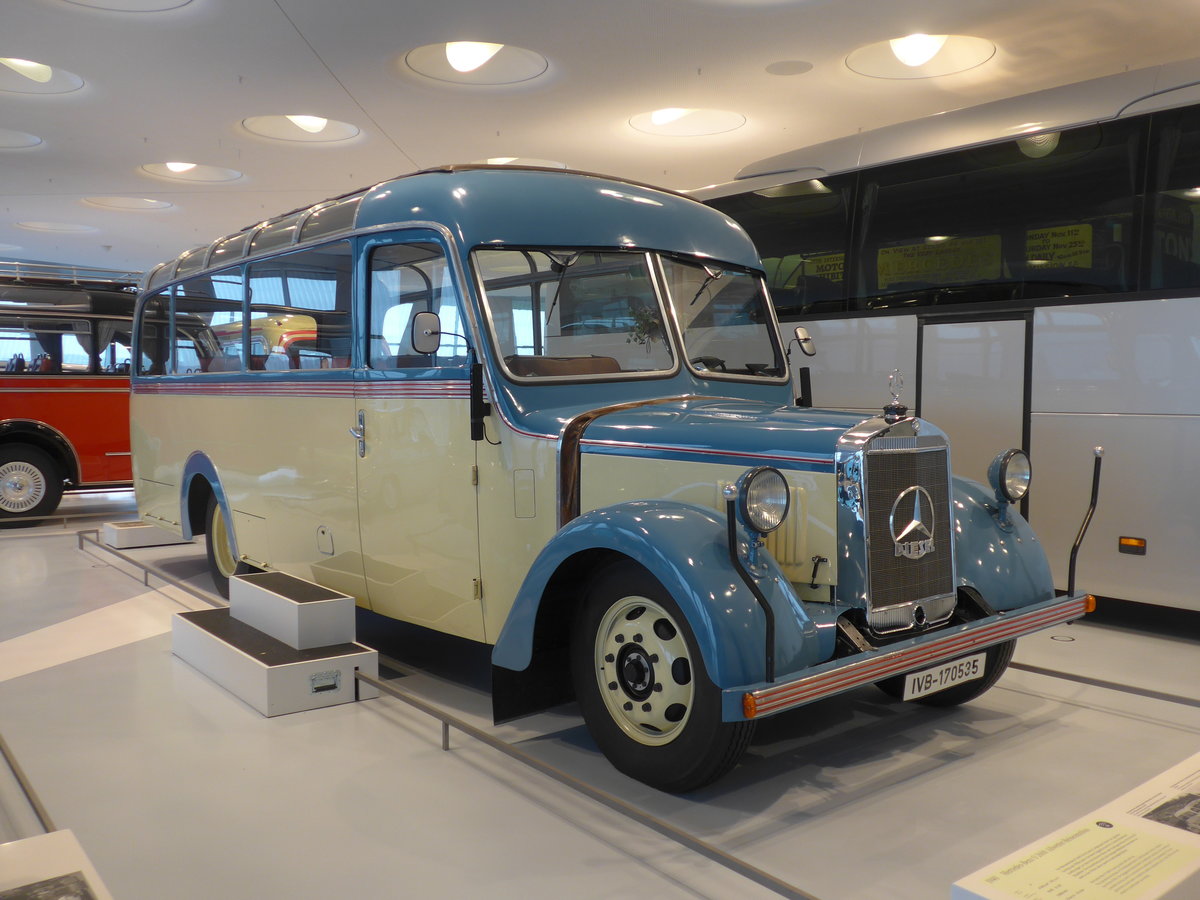 (186'362) - Mercedes-Benz Museum, Stuttgart - IVB-170'535 - Mercedes am 12. November 2017 in Stuttgart, Mercedes-Benz Museum