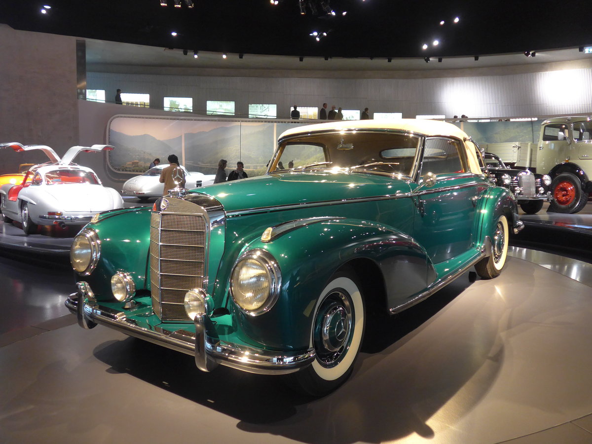 (186'397) - Mercedes-Benz 300 S Cabriolet A von 1954 am 12. November 2017 in Stuttgart, Mercedes-Benz Museum