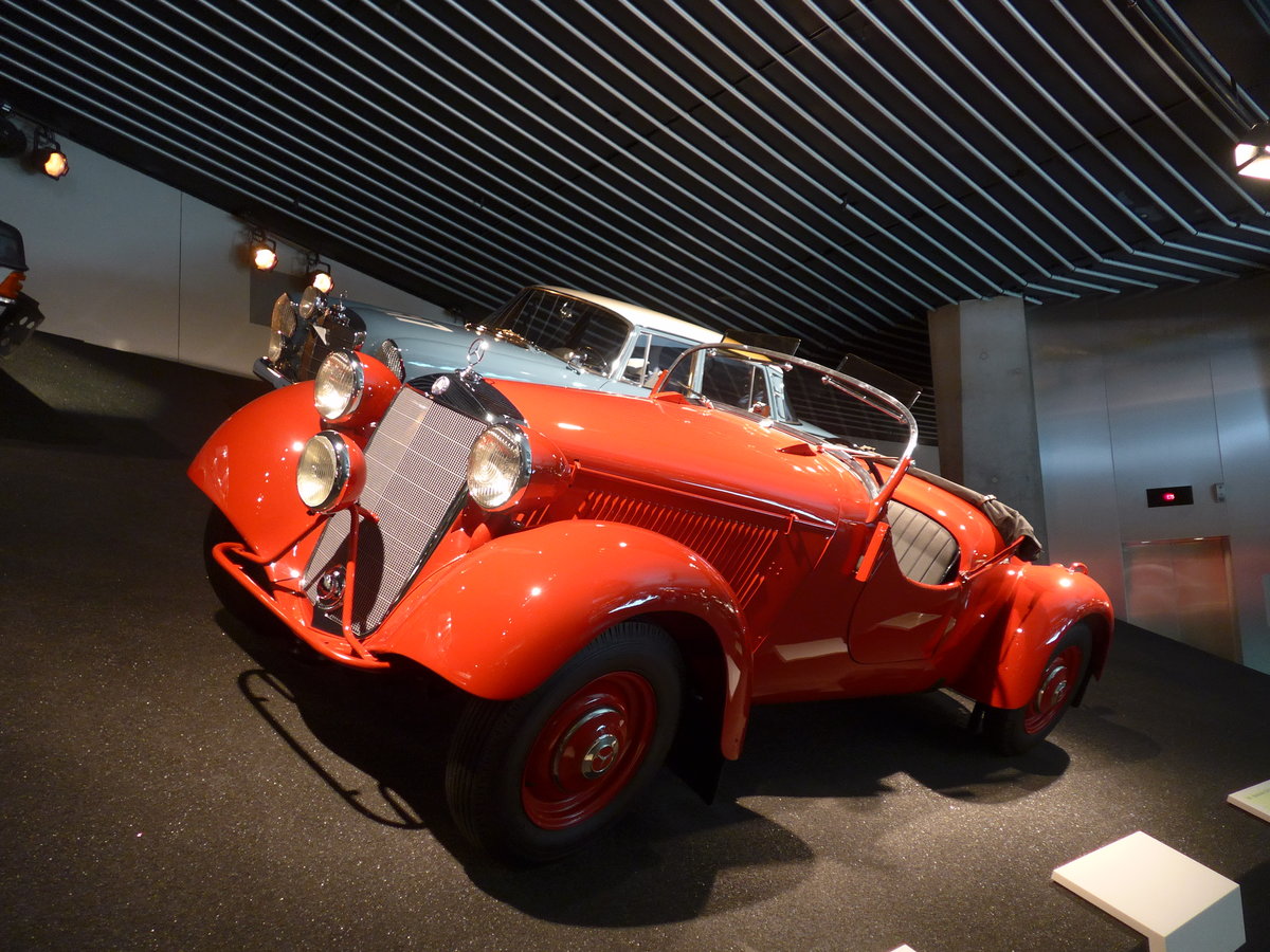 (186'482) - Mercedes-Benz 230 S Gel�ndesportwagen von 1939 am 12. November 2017 in Stuttgart, Mercedes-Benz Museum