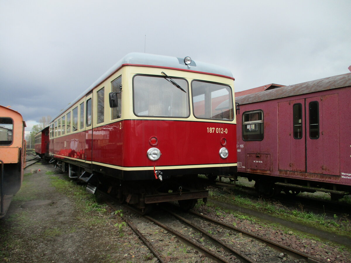 187 012 stand,am 24.April 2023,im Bw Wernigerode Westerntor.