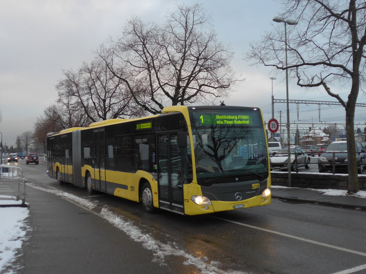 (187'107) - STI Thun - Nr. 172/BE 752'172 - Mercedes am 18. Dezember 2017 bei der Schifflndte Thun