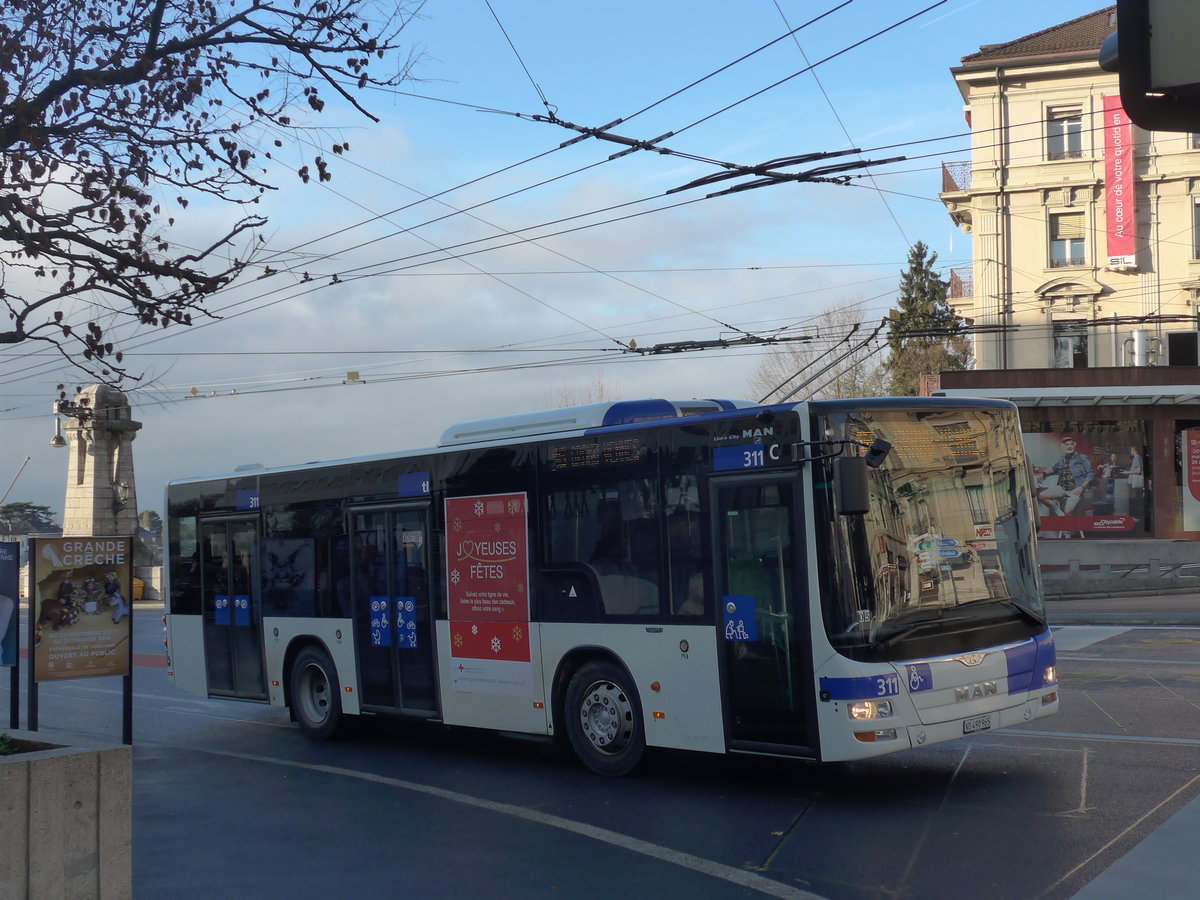 (187'125) - TL Lausanne - Nr. 311/VD 490'965 - MAN am 23. Dezember 2017 in Lausanne, Chauderon