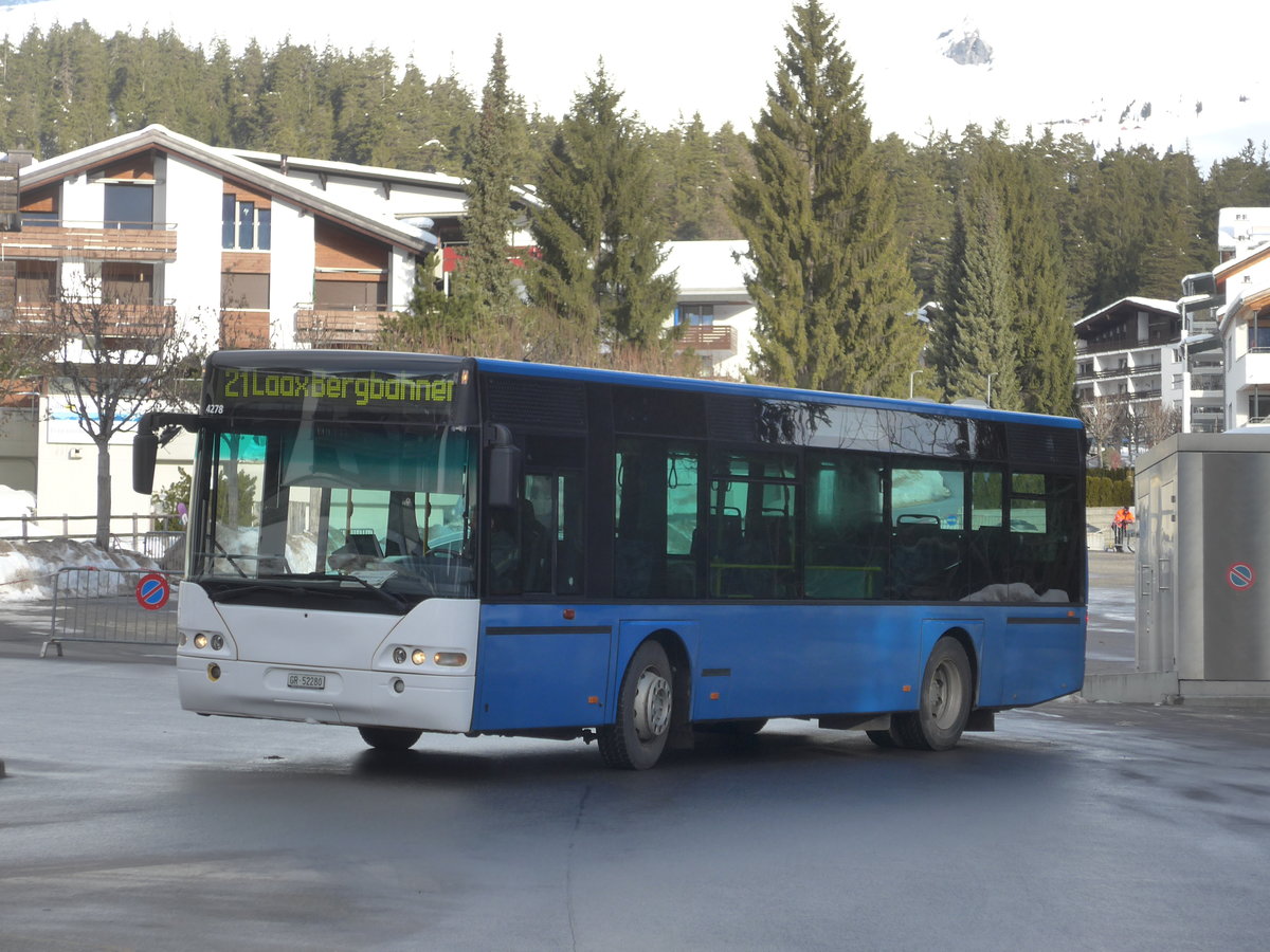 (187'358) - Stuppan, Flims - GR 52'280 - Neoplan (ex Demarmels, Salouf; ex Ming, Sils-Maria) am 26. Dezember 2017 in Laax, Bergbahnen