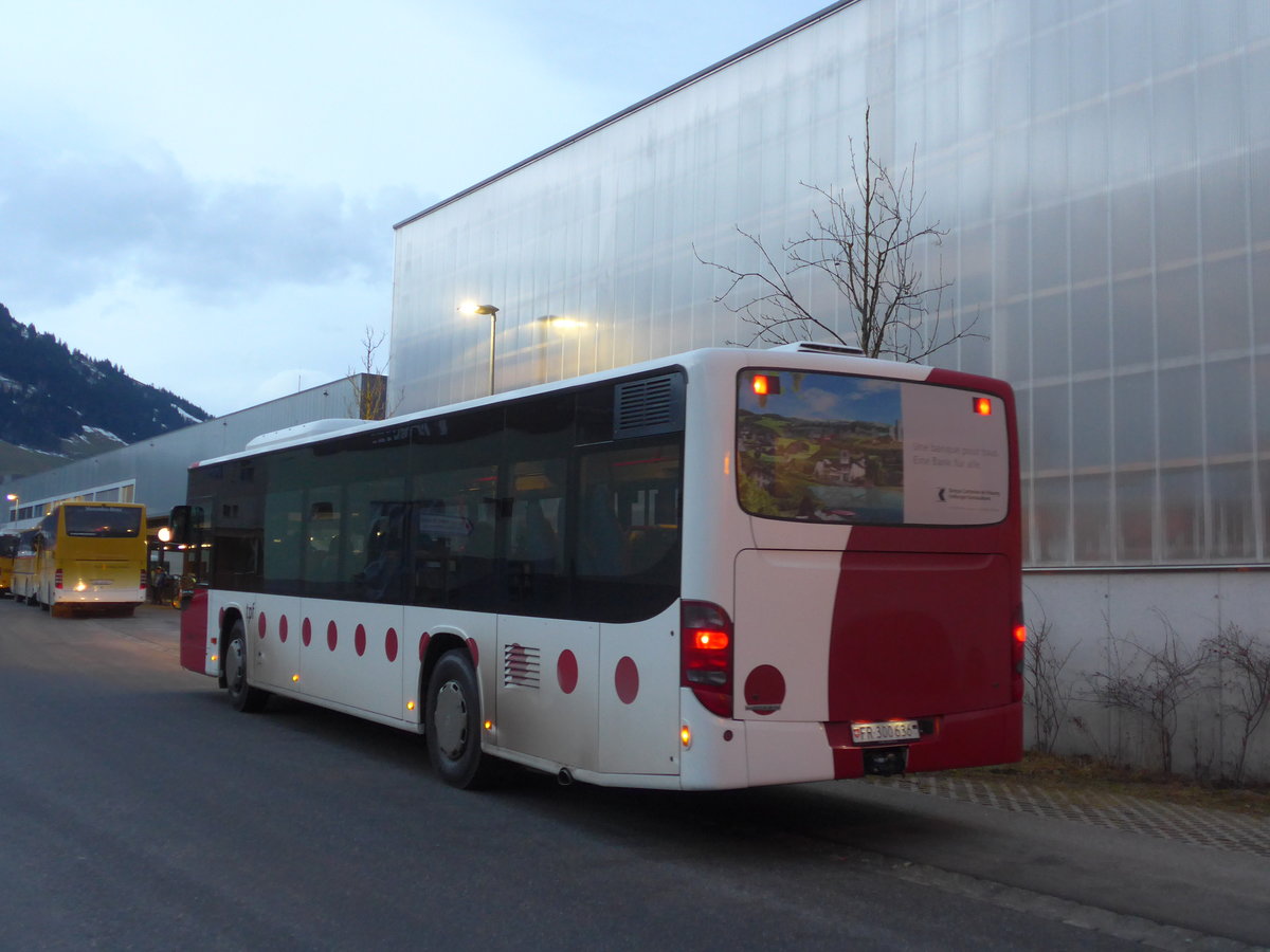 (187'677) - Wieland, Murten - Nr. 58/FR 300'636 - Setra am 7. Januar 2018 beim Bahnhof Frutigen