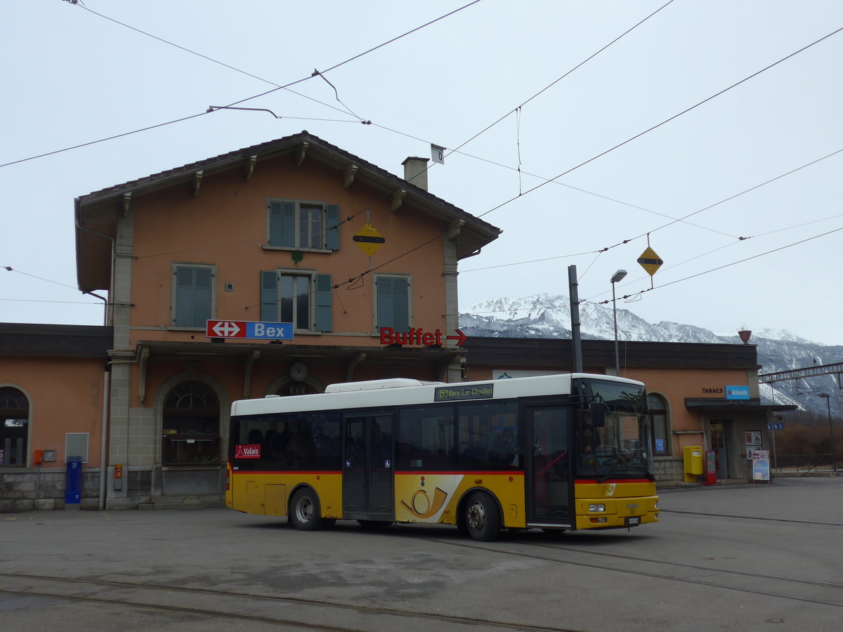 (188'018) - TPC Aigle - VS 107'133 - MAN/Gppel (ex VD 1261) am 20. Januar 2018 beim Bahnhof Bex