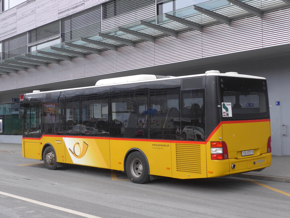 (188'100) - Gessinger, Bad Ragaz - SG 8757 - MAN/Gppel am 3. Februar 2018 beim Bahnhof Landquart