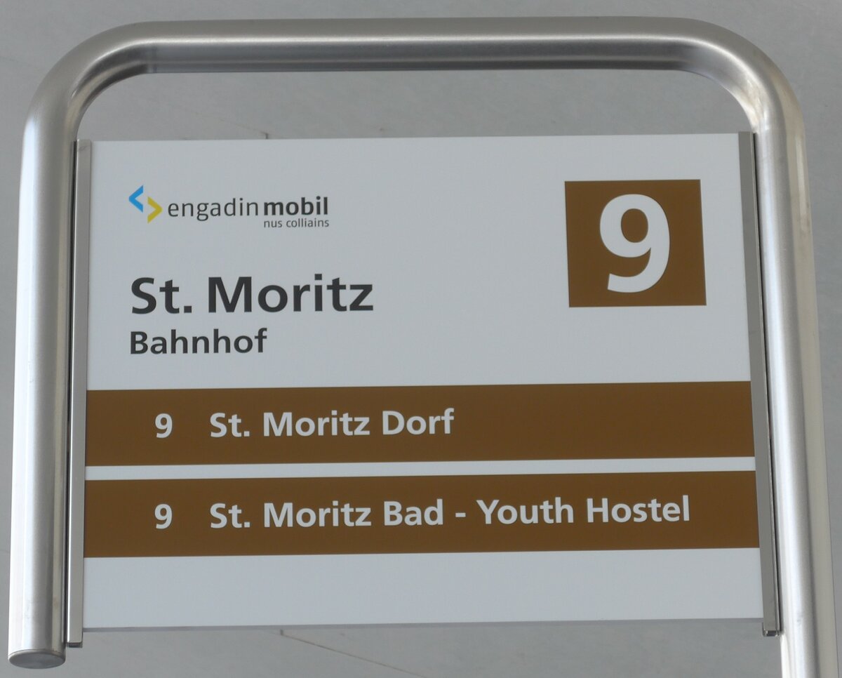 (188'116) - engadin mobil-Haltestellenschild - St. Moritz, Bahnhof - am 3. Februar 2018