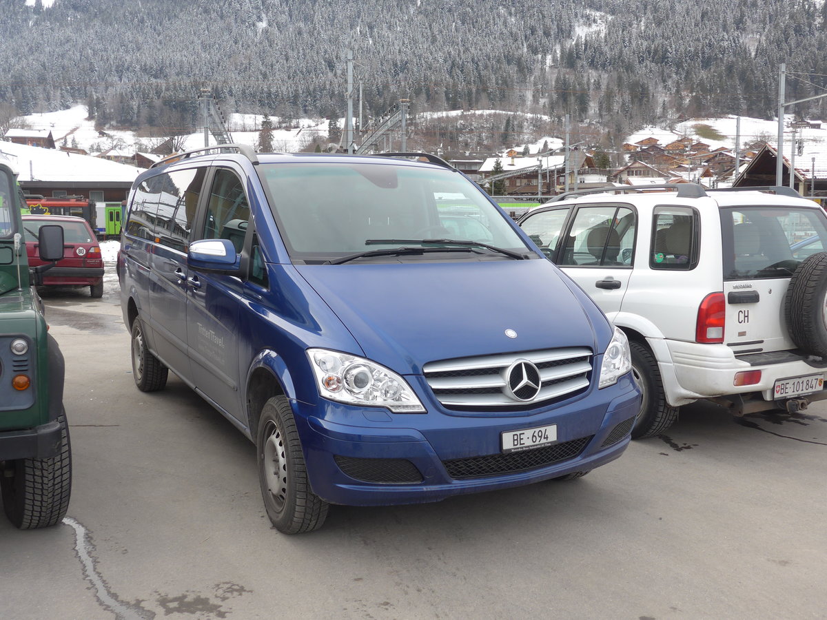 (188'208) - Tritten, Zweisimmen - BE 694 - Mercedes am 4. Februar 2018 beim Bahnhof Zweisimmen