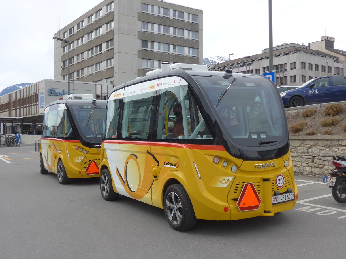 (189'767) - PostAuto Wallis - VS 451'600 - Navya am 30. Mrz 2018 beim Bahnhof Sion