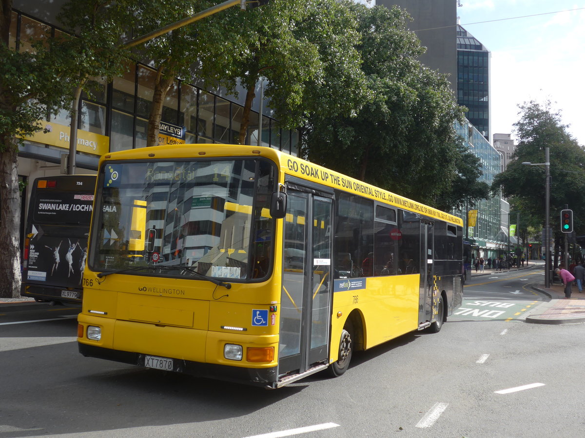 (191'719) - GO Wellington - Nr. 766/XT7870 - MAN/Designline am 27. April 2018 in Wellington