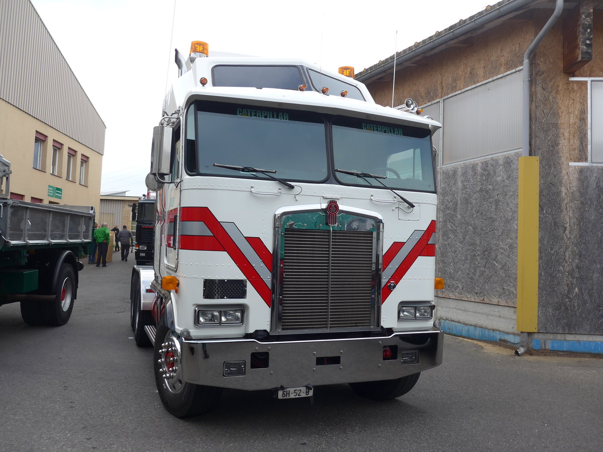 (192'370) - Kenworth - SH 52 U - am 5. Mai 2018 in Attikon, Wegm�ller