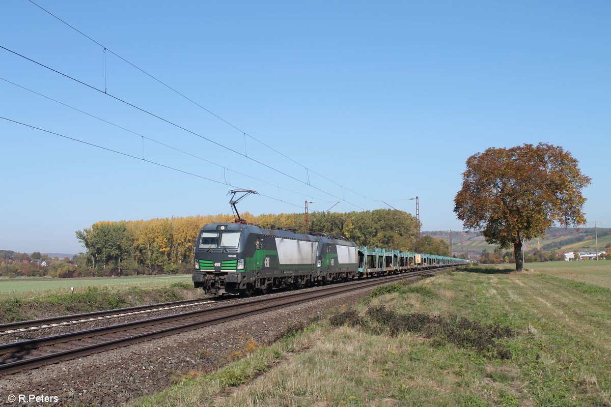 193 202-9 und 193 215-1 ziehen ein leeren Autotransportzug kurz vor Retzbach-Zellingen. 13.10.18