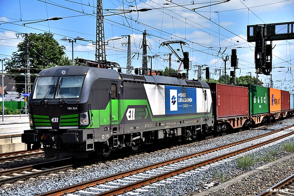 193 224 zog einen kastenzug durch bremen,10.06.16