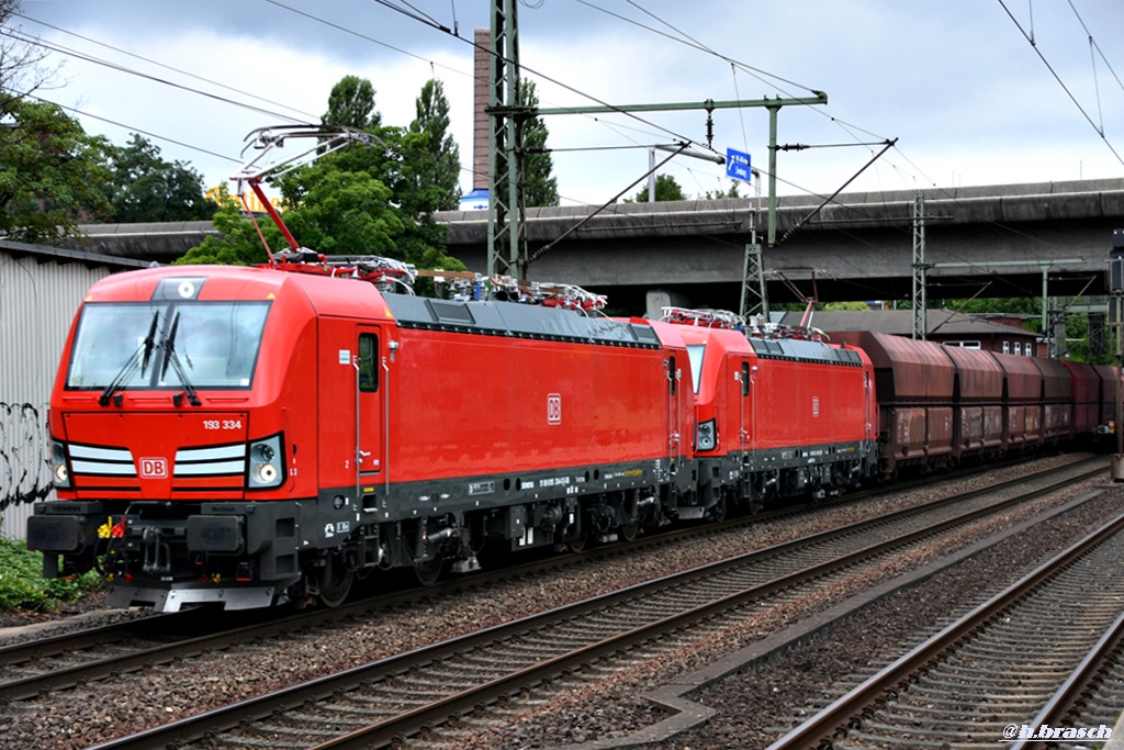 193 334 und 193 320 zogen einen kohlezug durch hh-harburg,18.08.18