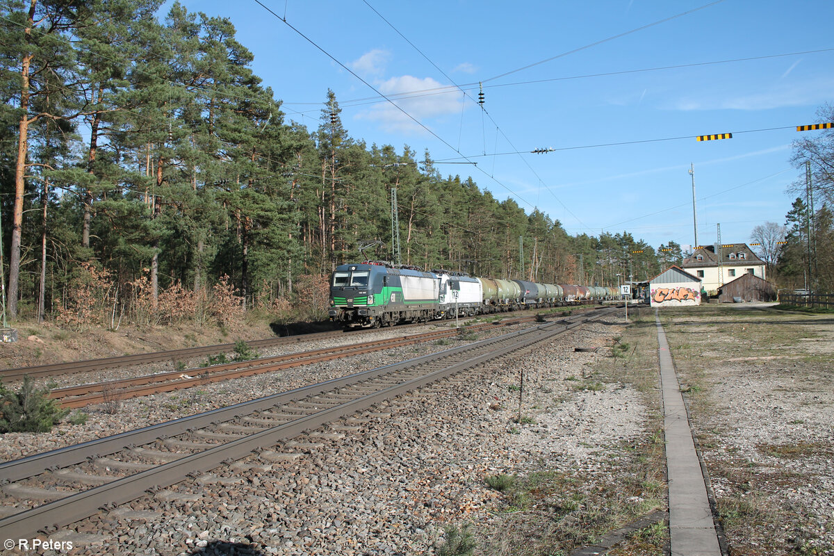 193 498-3 + 193 726 mit einem Kesselzug in Ochenbruck. 25.03.24