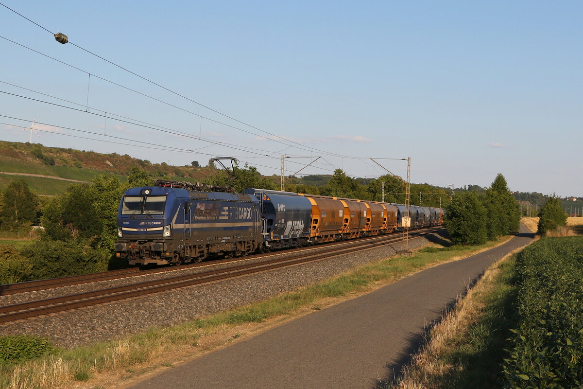 193 564 von  Rurtalbahn-Cargo  am 4. August 2022 bei Winterhausen.