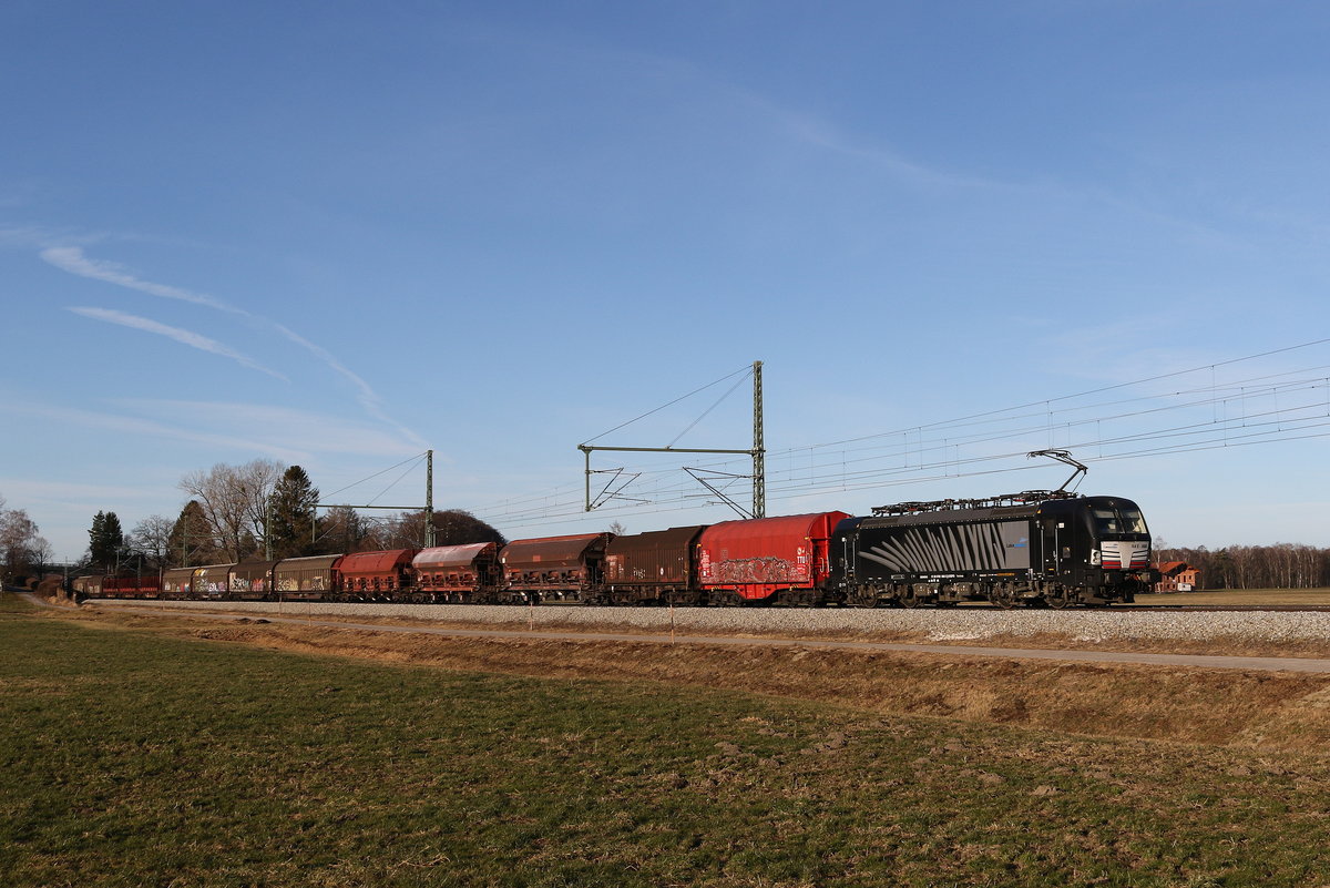 193 666 mit einem  Mischer  am 17. Januar 2020 bei bersee am Chiemsee.