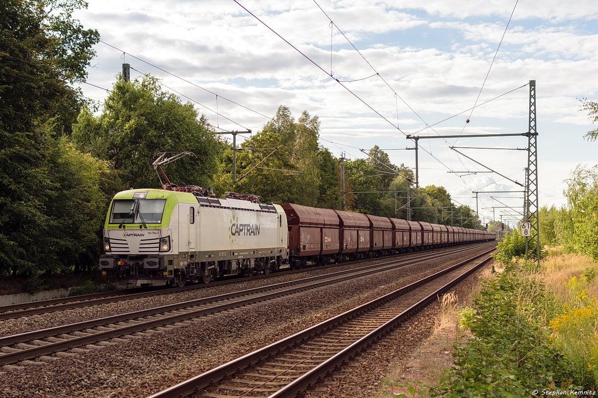 193 784-6 ITL - Eisenbahngesellschaft mbH mit einem ČD Cargo Falls Ganzzug in Friesack und fuhr weiter in Richtung Nauen. 11.08.2018