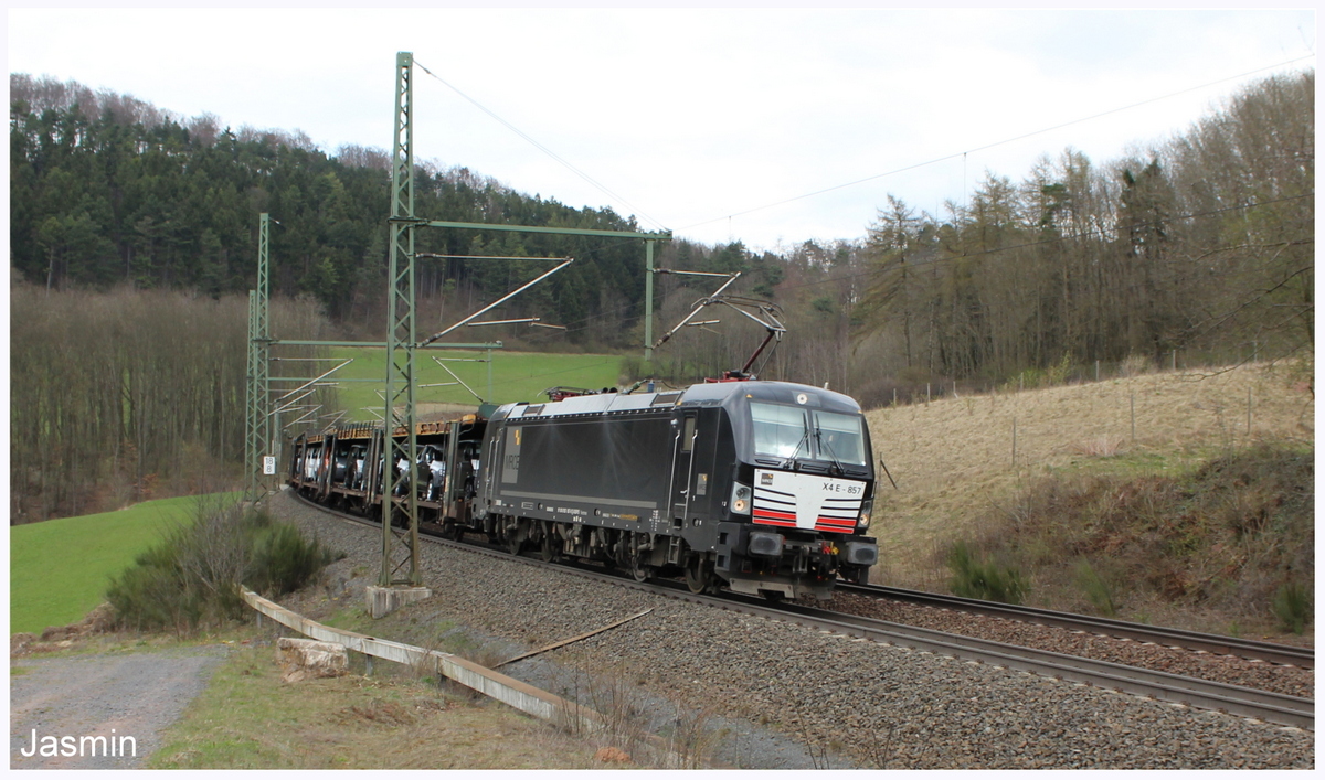 193 857 mit Altmannzug am 11.04.15 am Ramholztunnel